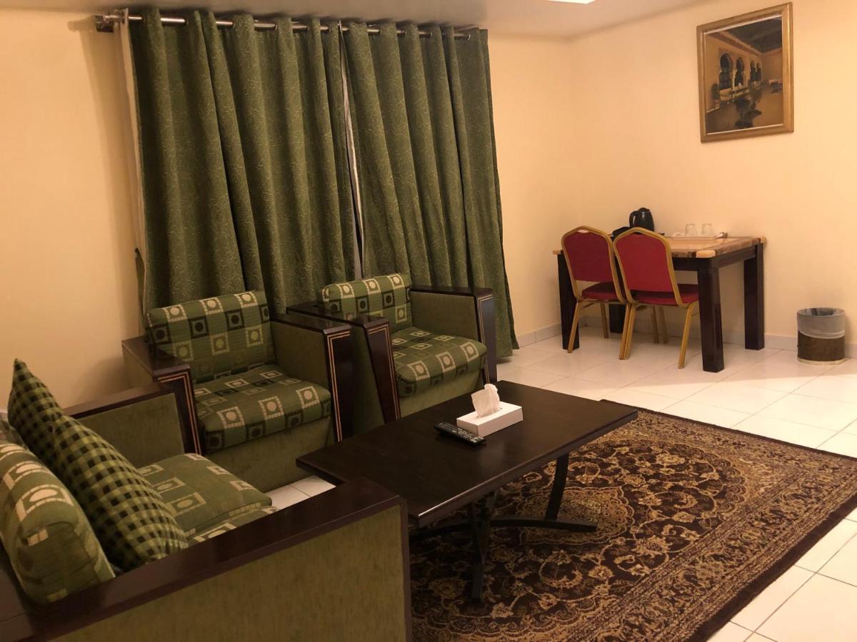 New Royal Mark Hotel Apartments Dubai Eksteriør billede