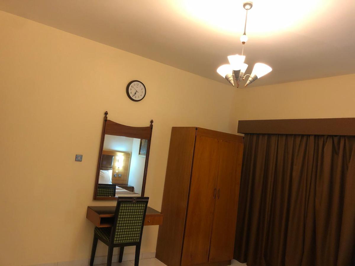 New Royal Mark Hotel Apartments Dubai Eksteriør billede